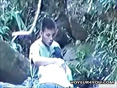 Orosz fiúk és lányok fekszenek a kanapén és a vagina kapcsolata, amikor megkapják az emberrablást és az ingyenes szekx filmek elrablást. Egy orosz lány, szőke, szétterítette a lábát különböző irányokba, a jobb oldalon lévő srác pedig a péniszét egyenesen a lábába rögzíti. Elmentem az első nem számít, mi a két lába között egy vonzó szőke egy pár kis mell. A csinos kurva nagyon boldog, hogy szexel ezzel a fickóval, tényleg nagyon jó volt.