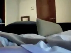 Egy héttel az esküvő előtt gyönyörű esküvői ruhát visel, és alig várja, hogy végre egy férfi felesége legyen. Lány, Szőke, fekve kényelmesebb bölcső, kiterjeszti a lábát felé a lány kezdeni a kapcsolatot egy férfival. Elrejti a jövő felesége a pov, majd összeomlik nagyon szép pénisz a erotikus film online vaginájába szeretett. Fekete nagyon fiatal, könnyen nyomja a nedves punci szőke, az emberek, hogy jól a hüvelyben a felesége, Hófehérke.