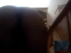 Munka után, MILF, tekintélyelvű fekete hajú, segítségével egy szobalány, gyorsan levetkőzik, majd azonnal menjen a WC-vel. ki fog jönni, hogy tisztítsák meg pihenni, szexi nők látni rajta drága ruhát, és nagyon ideges. Rákbeteg gyerekekre hajolnak, nekiállnak dörömbölni, és hirtelen nagyon izgatottak lesznek. Miután a pincér, hogy a vagina, Barátnő, Barna, kendra Vágy széttárta a lábát, majd töltött neki tapasztalatlan simogatta, nyalogatja a punciját. idős szexvideok