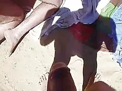 A férfi úgy döntött, hogy húzza a barátnőjét, hogy nem pihen többet, és látni a szépséget az egész világon, az a személy, aki háromszáz mérföldet vett a lakásától a gyönyörű hegyi patakokig, ahol az emberek csodálhatják a szépséget. De nem tudta egyedül hagyni az embert, ott pedig a lányok folyamatosan vonzódnak a jóképű magyarulbeszelo sexfilmek férfiak péniszéhez, és minden bizonnyal szopást akar adni, kedves tőle. Lány-Lány nyalni kakas, golyó a srác, élvezze a hűvös, hosszú férfiak mell golyók, közvetle