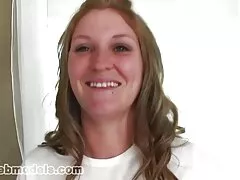 A lány ingyen sexfilm találkozik, és elkezdi a kedvenc tevékenységüket.