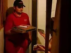 Egy barna hajú, szexi, gyönyörű lány nem kell félni, hogy jöjjön a castingra, mielőtt Anális neki, annak ellenére, hogy tudja, hogy ő lesz szar a seggét itt, és a lyuk még mindig fejlesztés alatt áll, mert eddig Anális, ő csak tette többször, és meg kell porn filmek hibáztatni. Általában a barna hajú lány, készen arra, hogy behatoljon a végbélnyílás, hogy ő is tegye a testtartás, dugja pénisz feszülten a seggét.