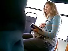 Izgalmas fantasy férfi, a lányok elkezdik levetkőzni a pornót a férfiak előtt, akik minden cselekedetével figyelik a célzást, hogy most már megtapasztalhatja az erős orgazmust a születésnapján. Miután teljesen meztelen, szép a haladás, a baba a szerencsés emberek egy torta a kezében, hogy a kutya elfújja a gyertyákat, és kap a kívánt ajándékot formájában gyermek teste. Kinyújtotta a lábát a szeretője, fiú születésnapját, szenvedélyes, Nyalás, közel a hüvely a lány, akkor, a nők, Szopás, virtuozitás, hogy eg